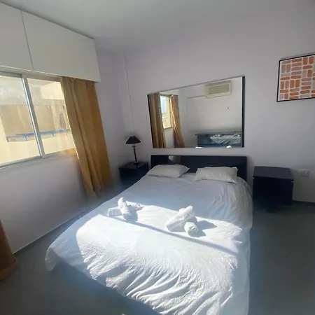 Privat bolig Private In A Shared Flat At Location