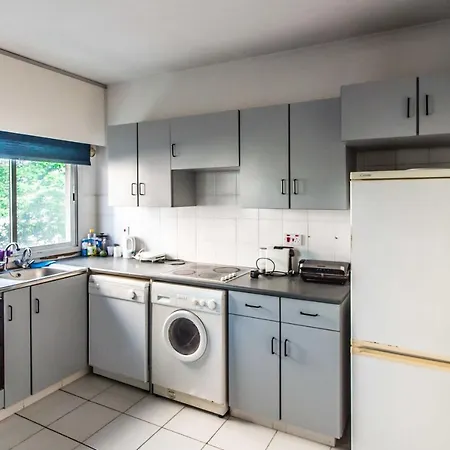 Private In A Shared Flat At Location * Лимасол