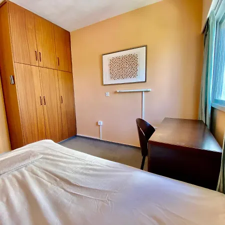 Private In A Shared Flat At Location Проживание в семье *